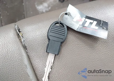 2015 Chrysler Town & Country Touring from USA, damaged, VIN 2C4RC1BG7FR654894